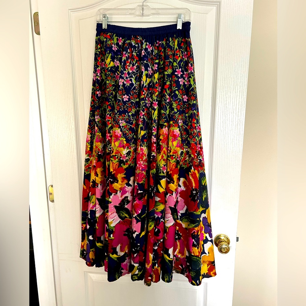 Cupio Floral Maxi Skirt ..NWT
